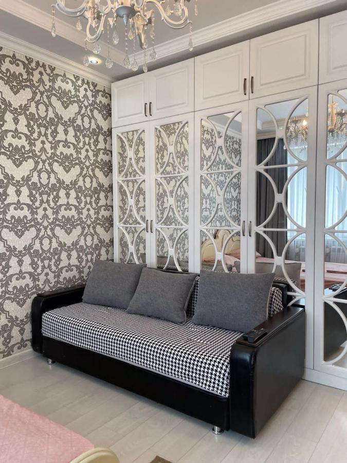 Whitehome In Park Avenue Astana Eksteriør billede